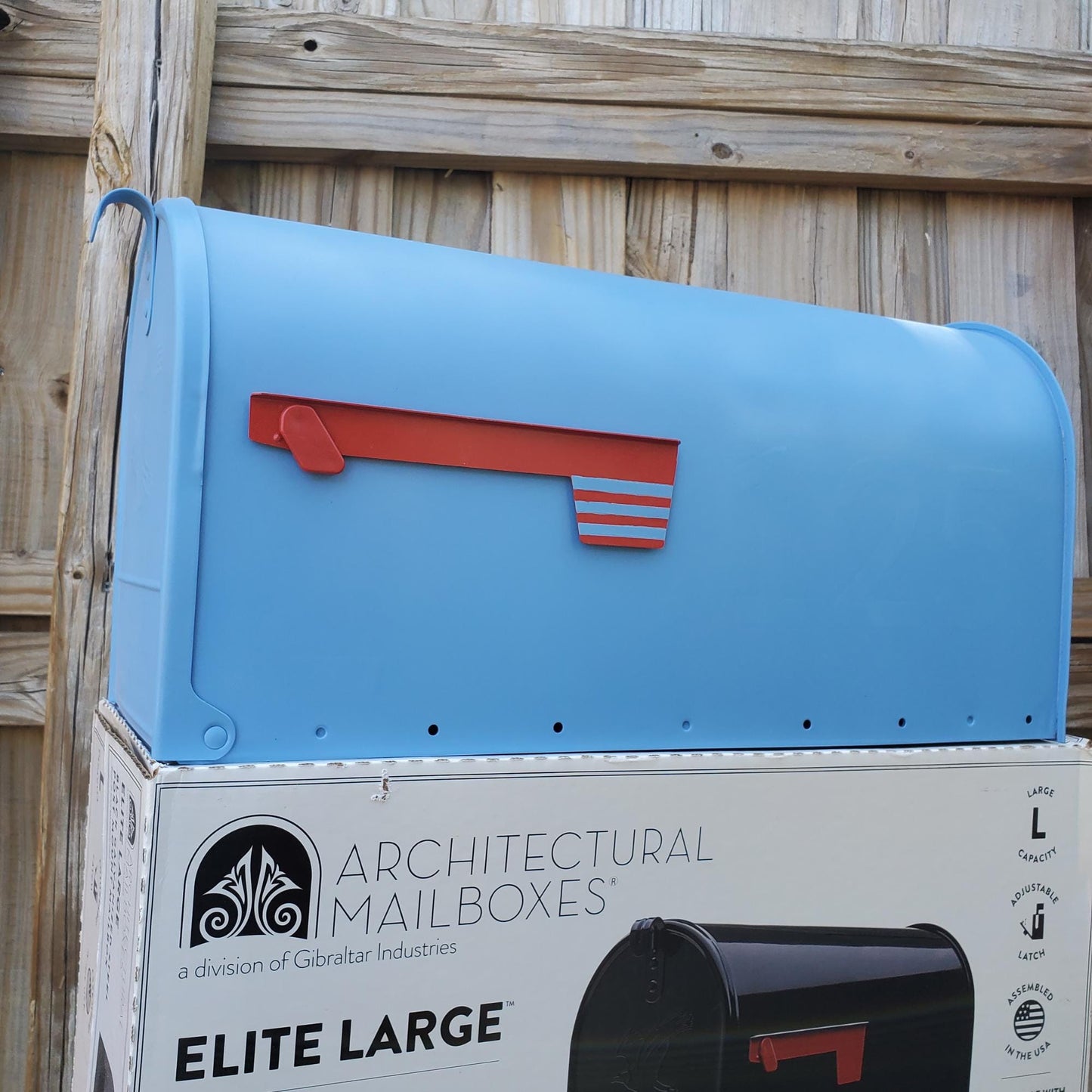 Spa Blue Mailbox