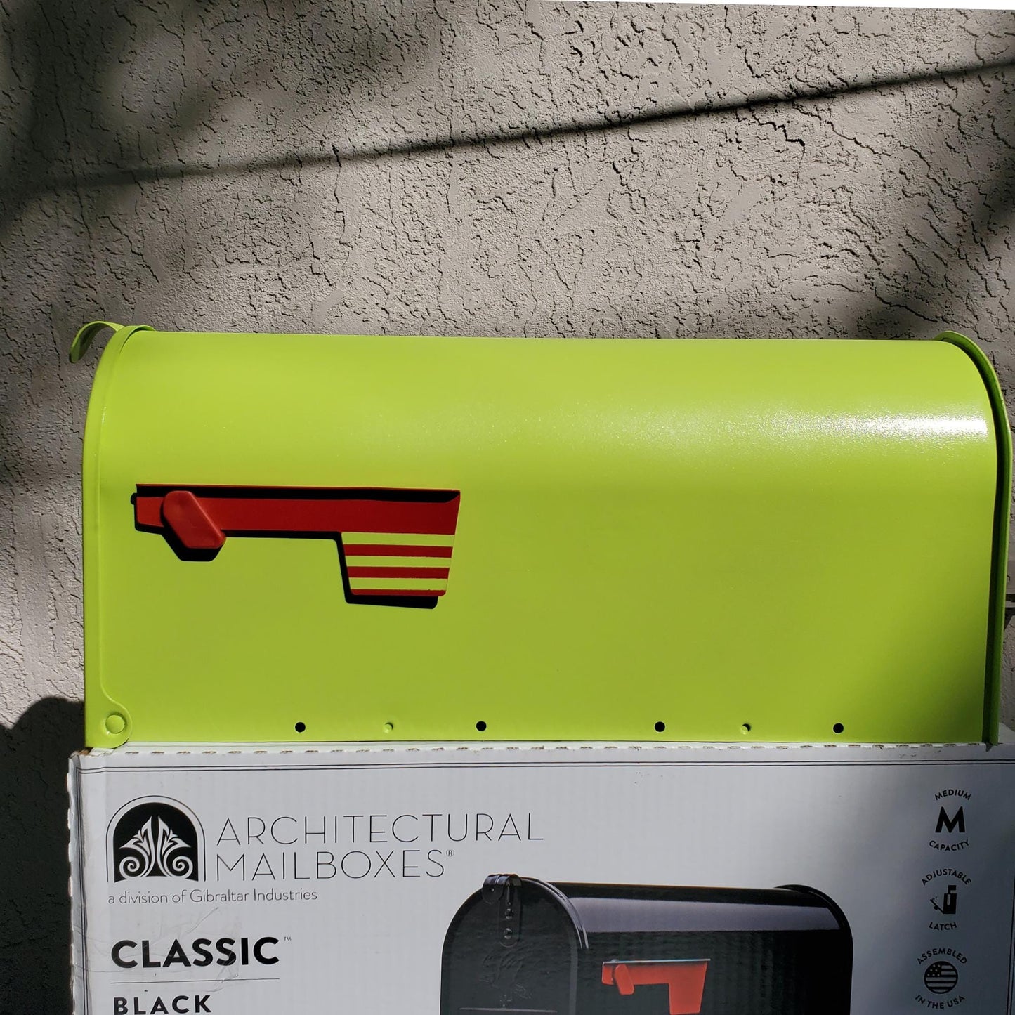 Bright Green Mailbox for High Visibility
