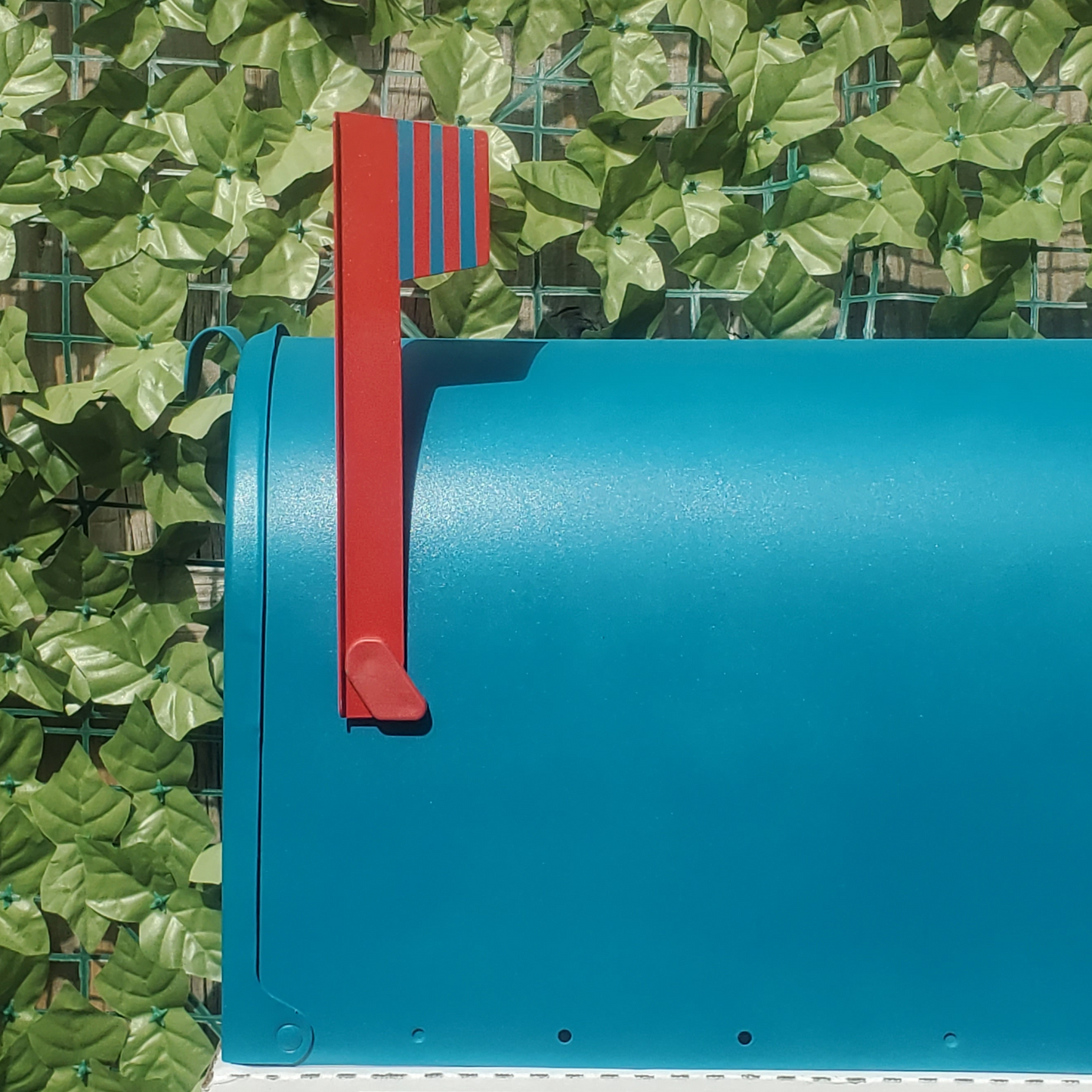 Lagoon Blue Mailbox
