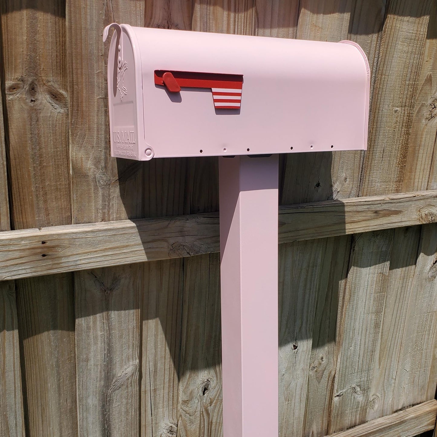 Pretty Pink Mailbox Set - Post + Mailbox Included