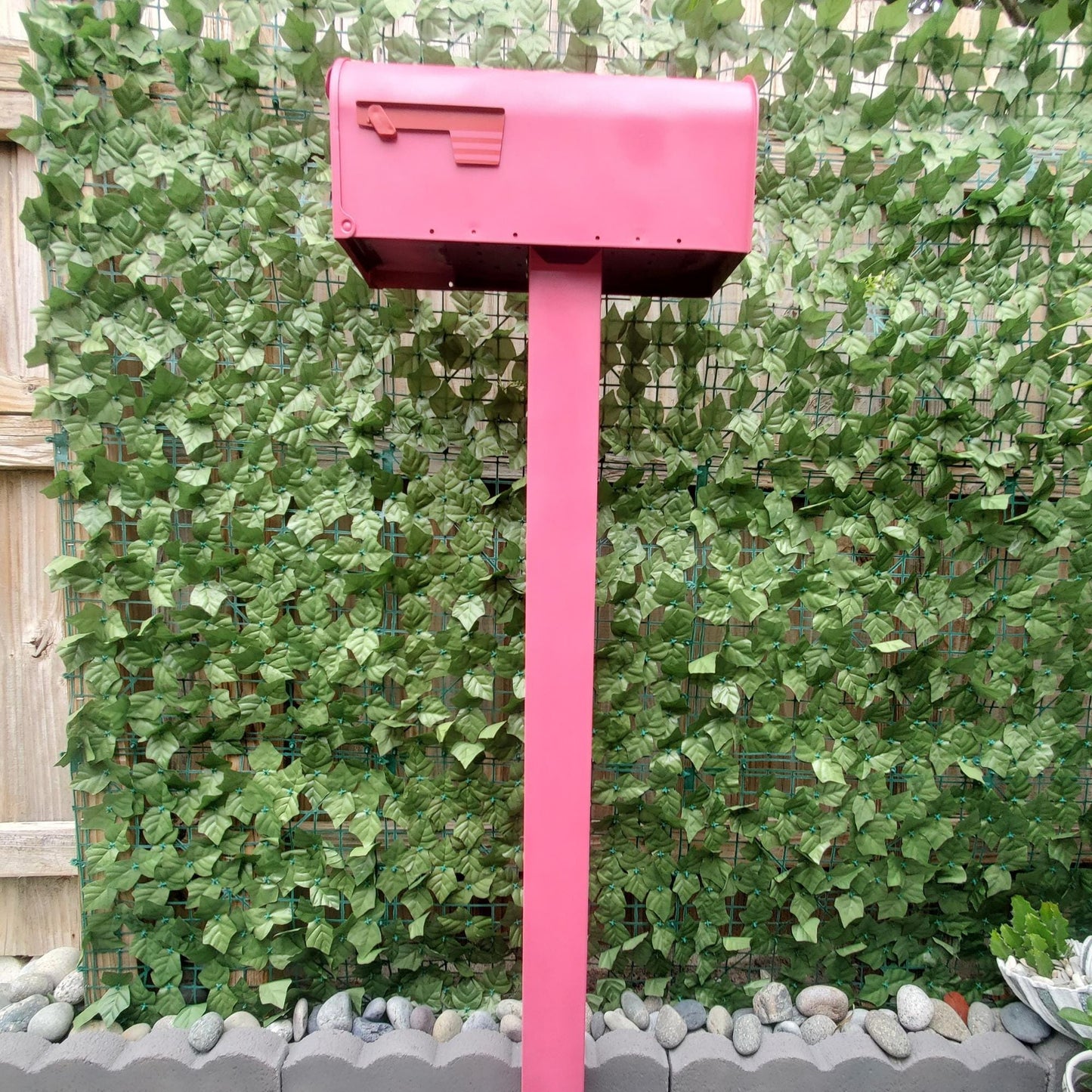 Berry Pink Mailbox Set - Post + Mailbox Included