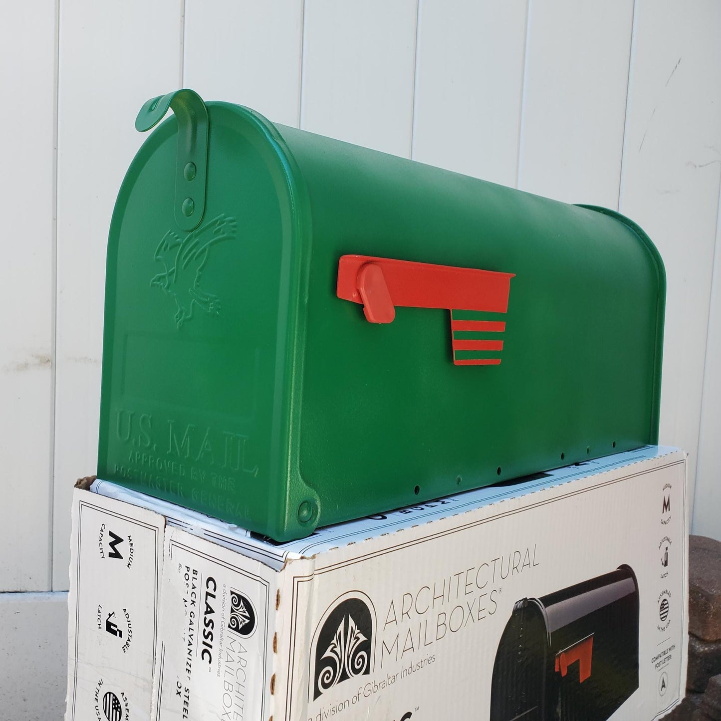 Meadow Green Mailbox