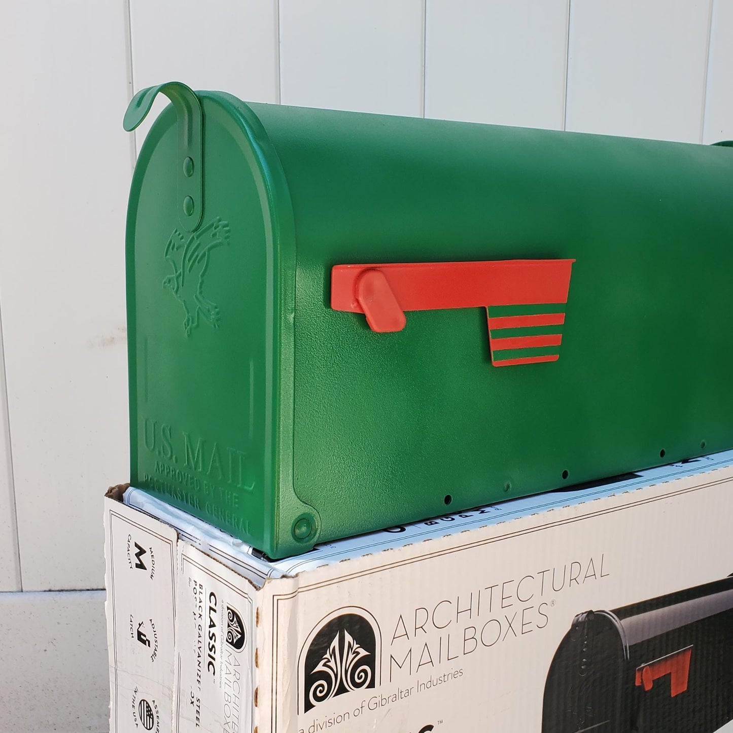 Meadow Green Mailbox
